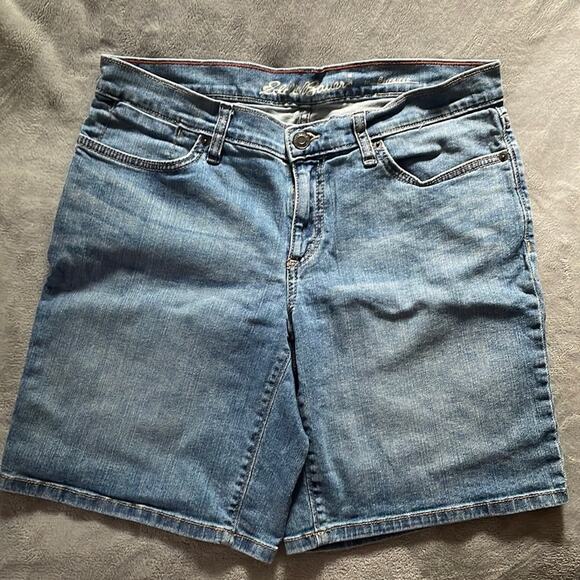 Eddie Bauer boyfriend Jean Bermuda shorts - Picture 1 of 6